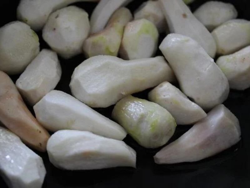Arbi (Peeled), 250 gms